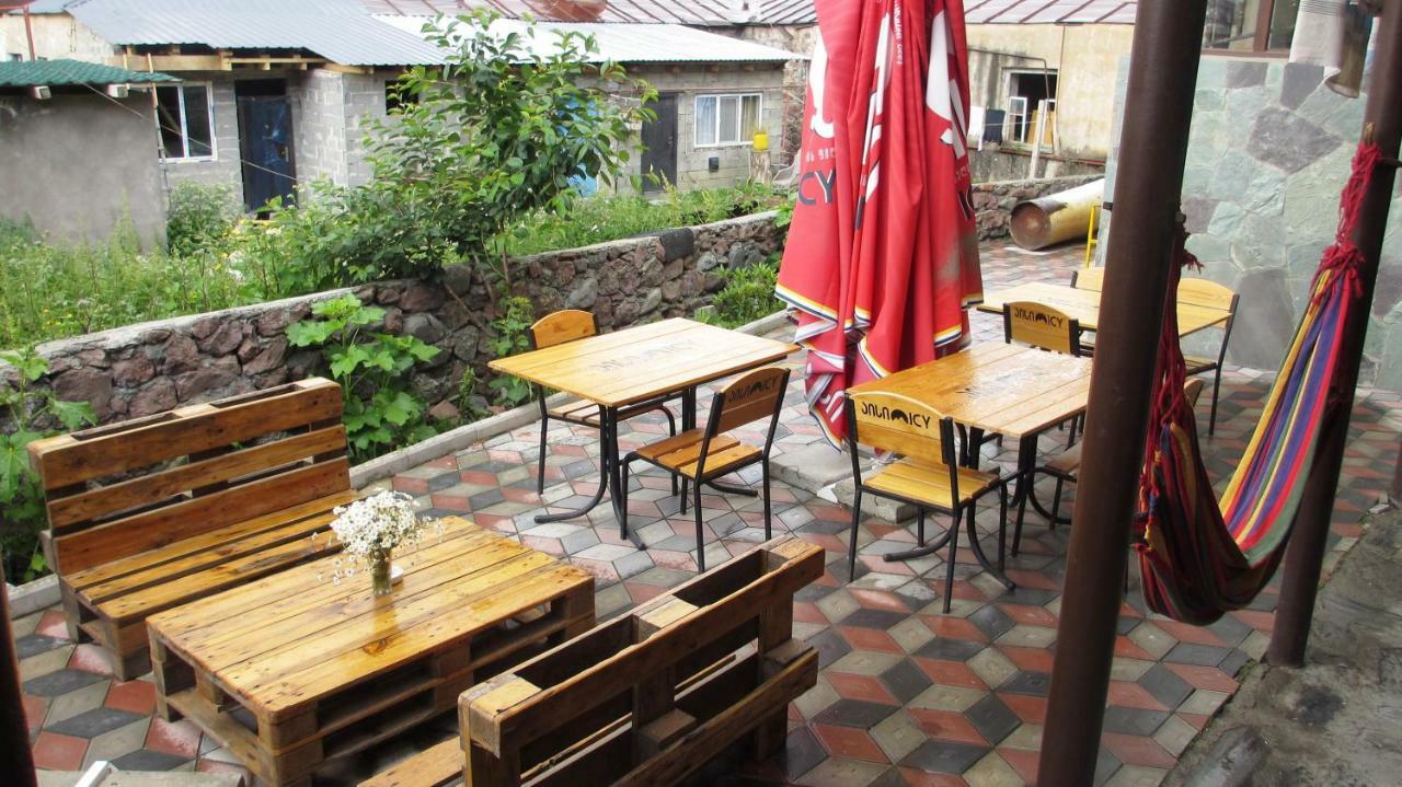 Hotel Soncho Kazbegi Extérieur photo