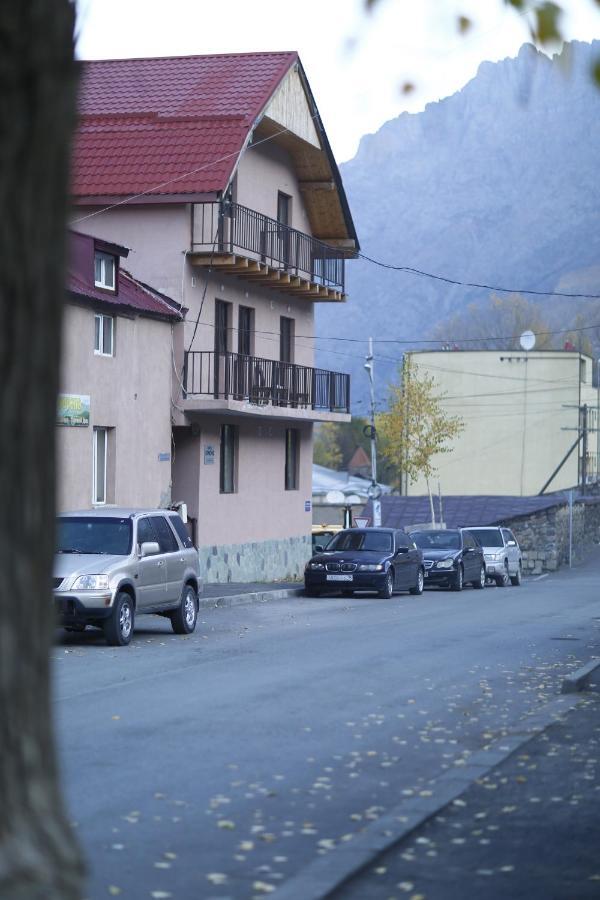 Hotel Soncho Kazbegi Extérieur photo